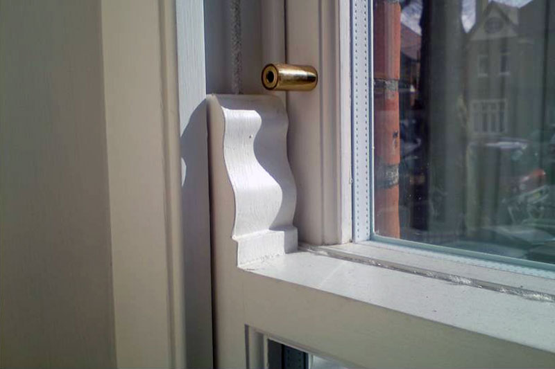 BM Sash Window Restorations covers all aspects of sash windows. Repairs, renovation or even replacements. Servicing Winchester, Alresford, Romsey, Hursley and all of Hampshire